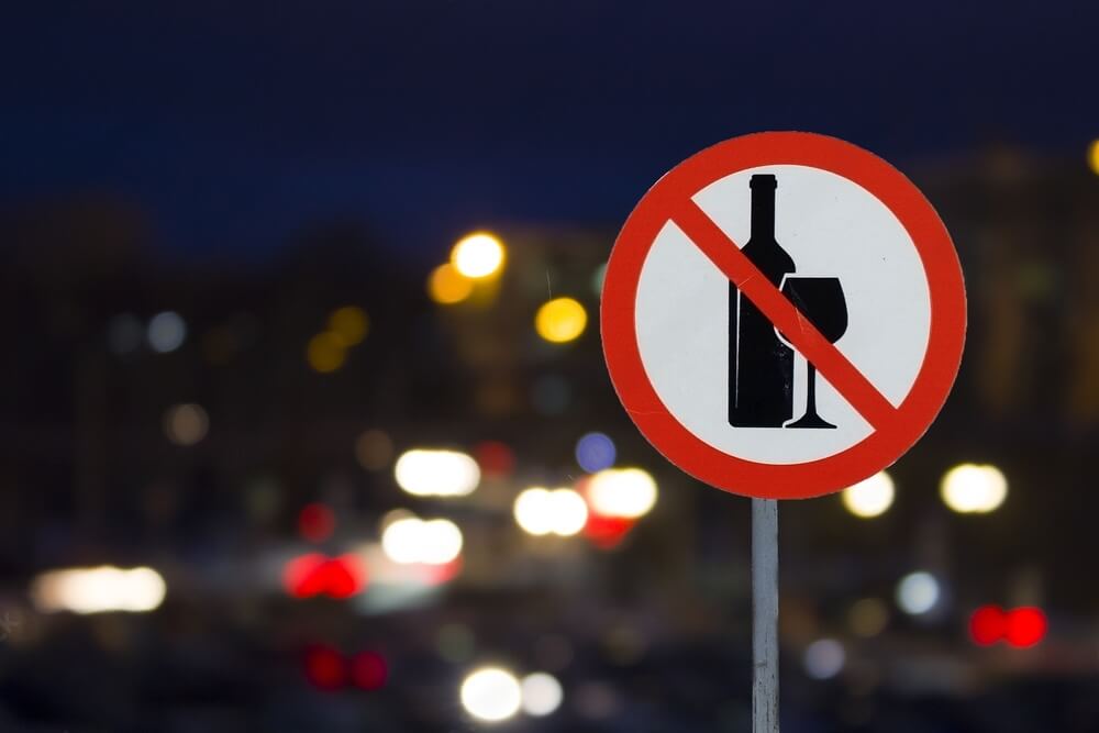 No drinking sign board creates buzzed driving awareness